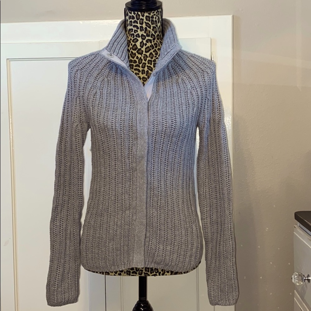 EUC Banana Republic Fluted Mock-neck Cardigan  -S